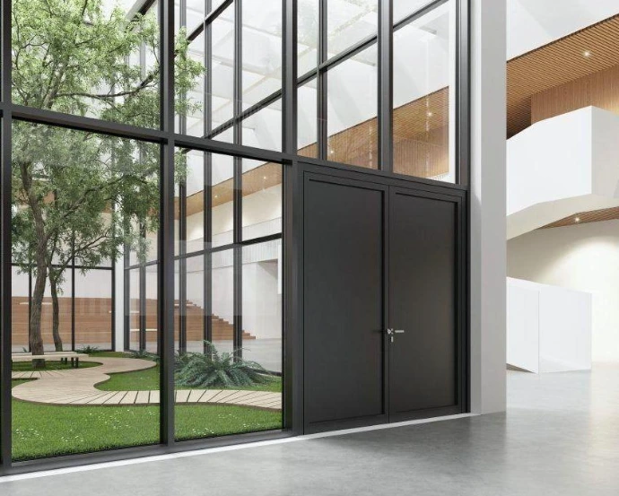 Porta a due ante in alluminio integrata in una parete vetrata