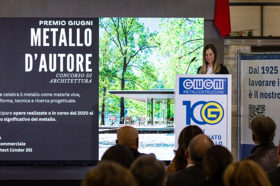 Lucia Ferri - esperta di PR e Comunicazione, organizzatrice dell'Evento del Centenario Giugni SA Metalcostruzioni a Locarno presenta il Premio Metallo d'Autore, una sua idea originale per la Giugni SA